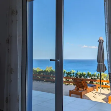 Kira's Panoramic View Casa vacanze *