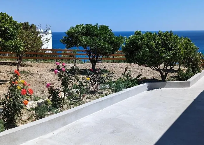 بيت للعطل Kira's Panoramic View *