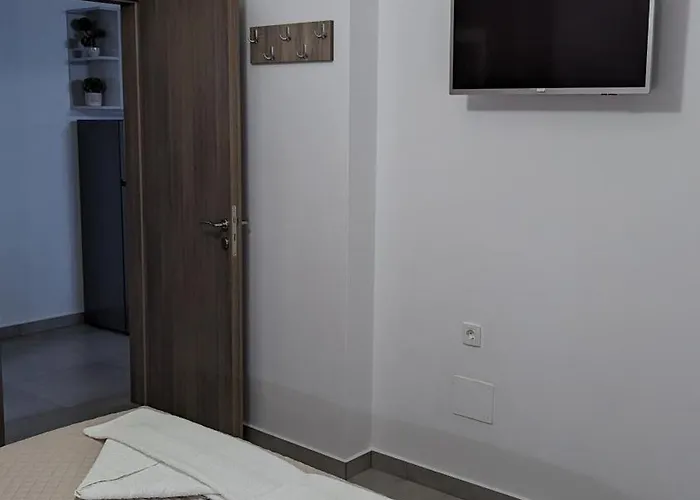 Kira's Panoramic View *